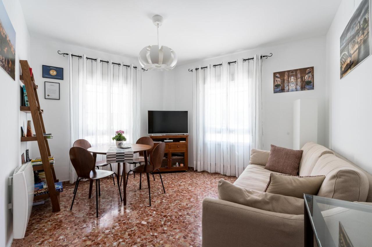 Anna - Triana Apartment Sevilla Exterior foto